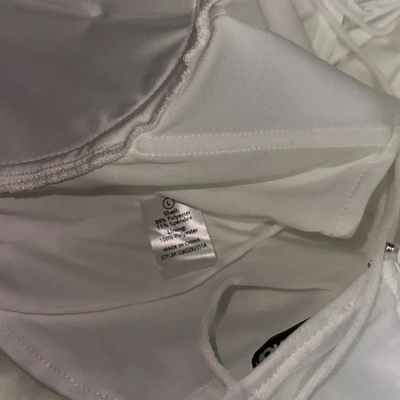 NWOT Fashion Novella White Crop - Picture 5 of 5